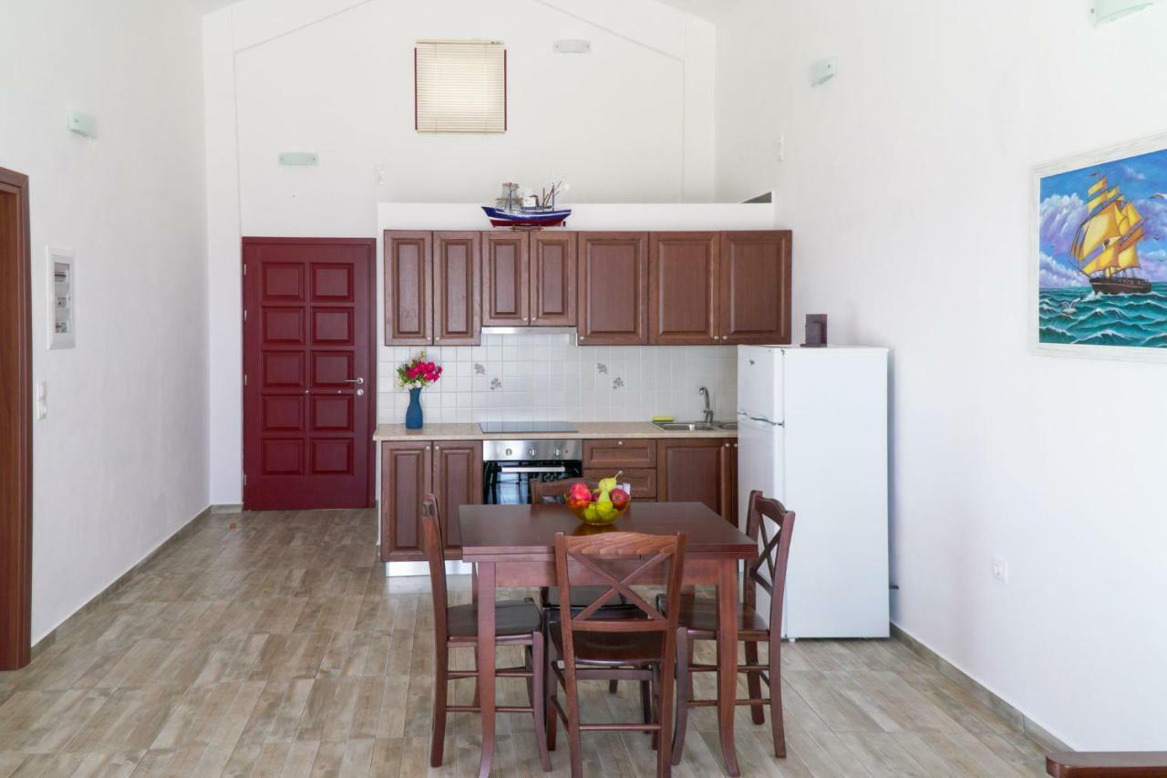Anefanti Villas Ágios Kírykos Esterno foto